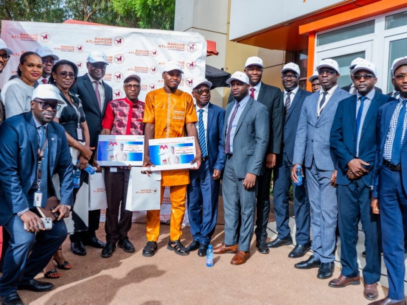 Mobirise Website Builder